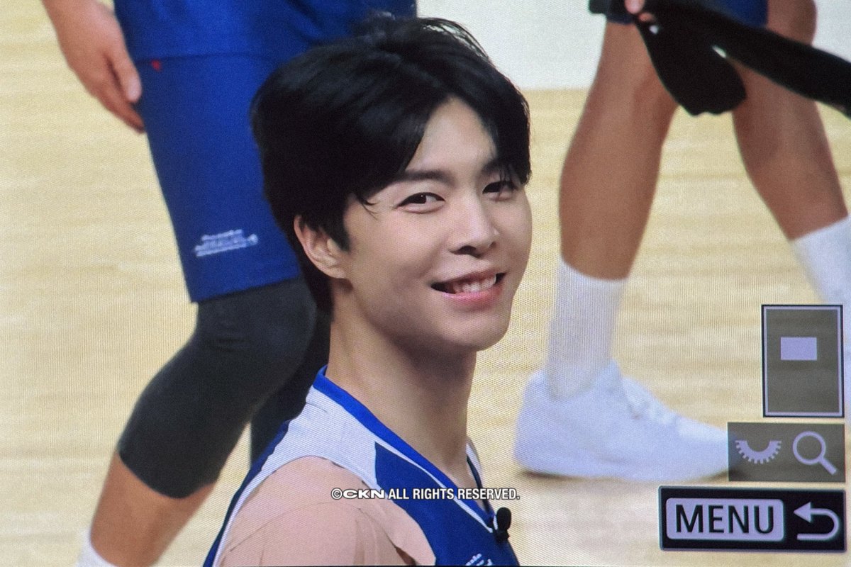 jumusayyo's tweet image. 과묵한 미국놈자에서⠀⠀청순애교 가나디
되는 서사 빨리 보고싶어서 미치겟슴 ;::