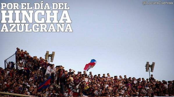 LocuraCuervaa's tweet photo. 30/11 | Día del hincha de San Lorenzo de Almagro. Feliz día a todos los hinchas de San Lorenzo! 🔵🔴 https://t.co/3JlWV5kFwU