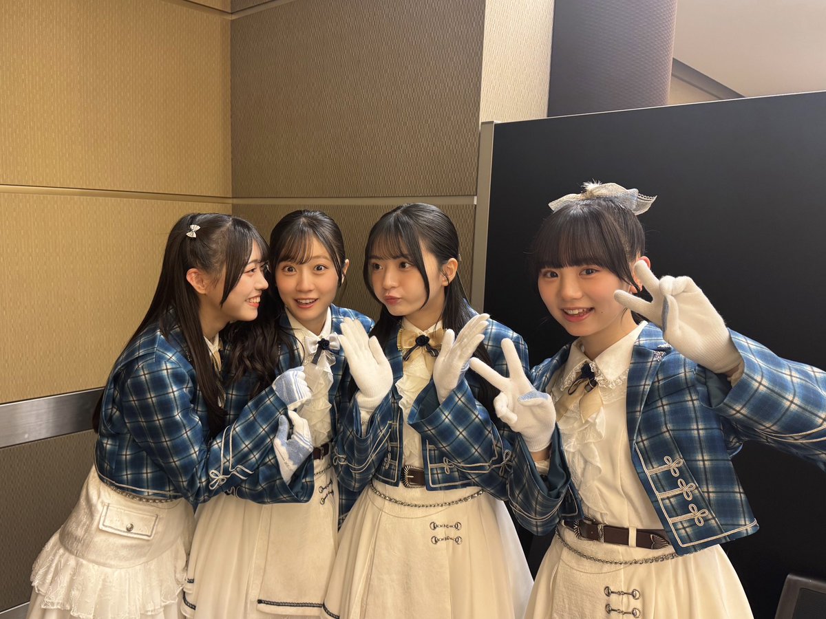 個別握手会🤝🏻 in 東京🗼 1部スタート💙❄️ ＼ TikTok LIVEでも配信