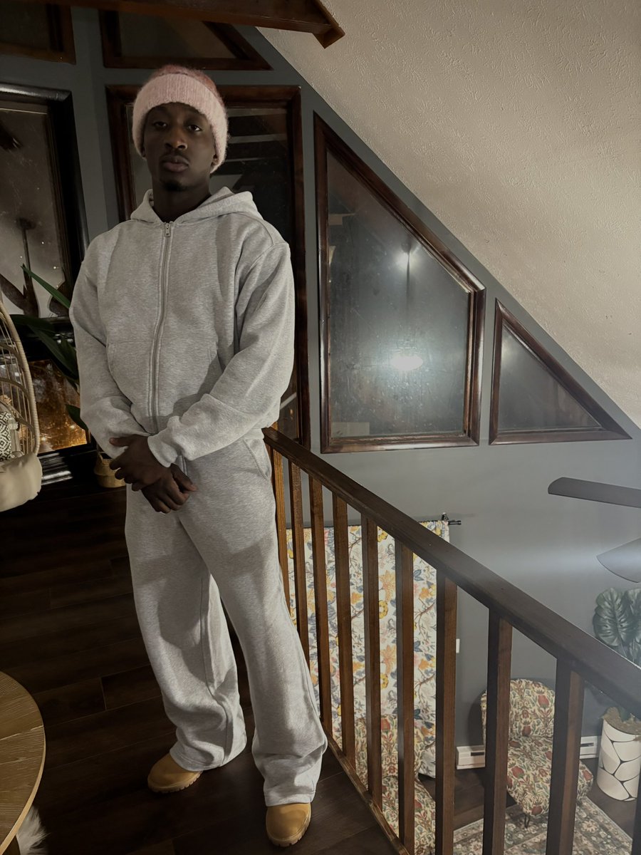 realblck_'s tweet photo. https://t.co/MNmnZc8GAy