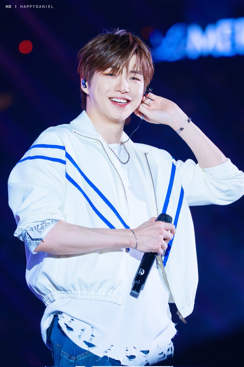 HappyDaniel1210's tweet photo. 251122 GS25 MUSIC FESTIVAL 2025

#강다니엘 #KANGDANIEL
#姜丹尼尔 #カンダニエル #คังแดเนียล https://t.co/iadZzmKuBZ