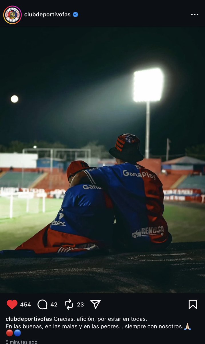 saviles0912's tweet photo. Gracias por todo, la misma frase que toca escuchar desde hace 20 años al equipo más taquillero de El Salvador, el vínculo nunca se va a romper, pero esta afición merece más, siempre ha mereció más. https://t.co/Q25g0gtxWT