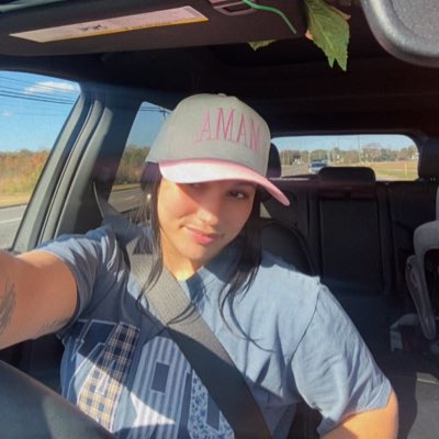 AlexaCallahan's tweet photo. #NewProfilePic https://t.co/JBXhF0Bwjy