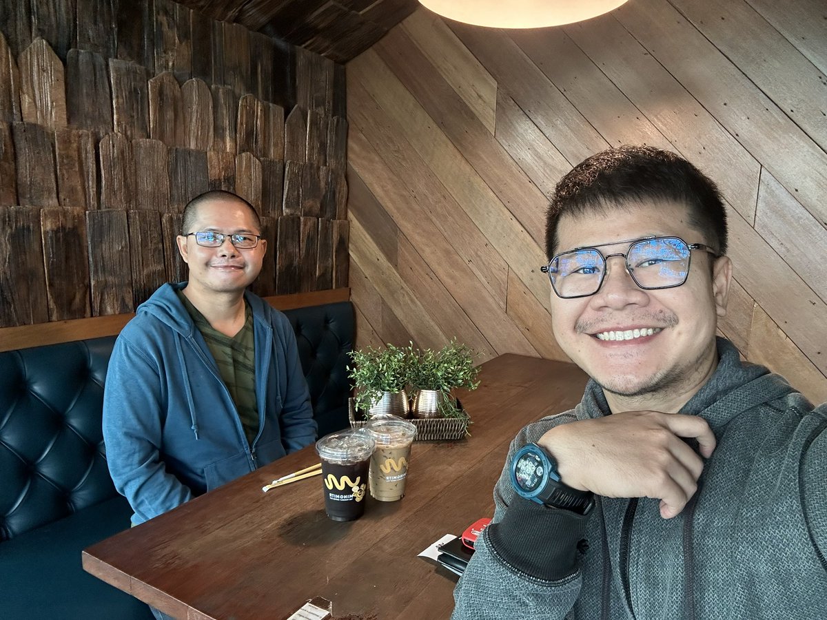 สุขสันต์วันเกิดนะครับ 
สมหวังทุกเรื่อง
🎂🎂🎂