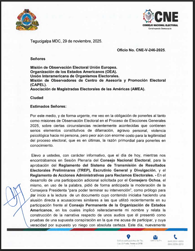 HCHTelevDigital's tweet photo. #TuVotoEsTuVoz | El Consejo Nacional Electoral (CNE) lanzó un comunicado en el que informa que Marlon Ochoa abandonó la reunión de hoy y fue acusado de intentar supuestamente deslegitimar el TREP. 

RB https://t.co/TbsZPiY7xj