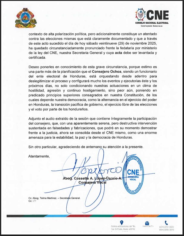 HCHTelevDigital's tweet photo. #TuVotoEsTuVoz | El Consejo Nacional Electoral (CNE) lanzó un comunicado en el que informa que Marlon Ochoa abandonó la reunión de hoy y fue acusado de intentar supuestamente deslegitimar el TREP. 

RB https://t.co/TbsZPiY7xj