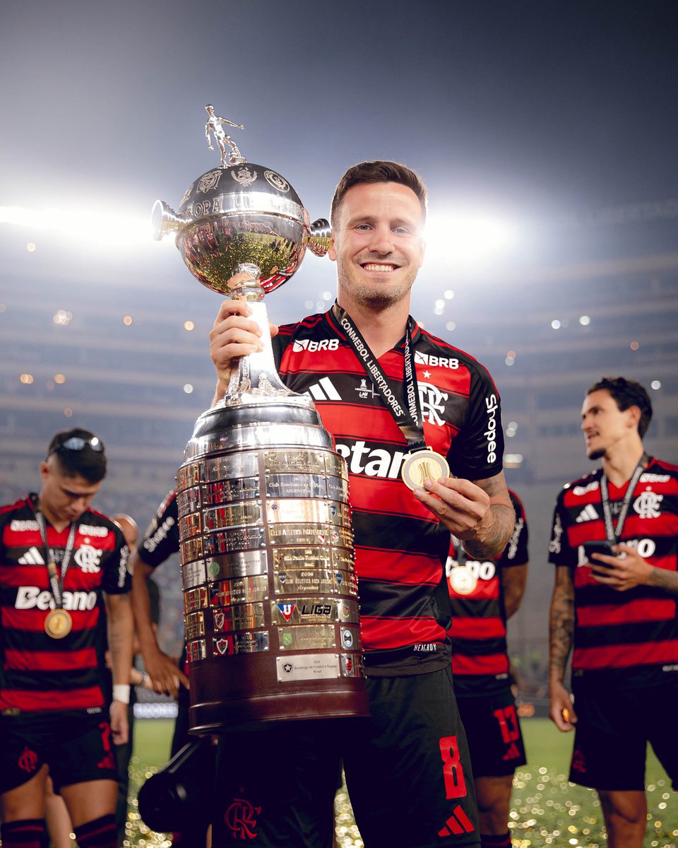 saulniguez's tweet image. Já estava na hora de trocar a foto de perfil. Gostaram?