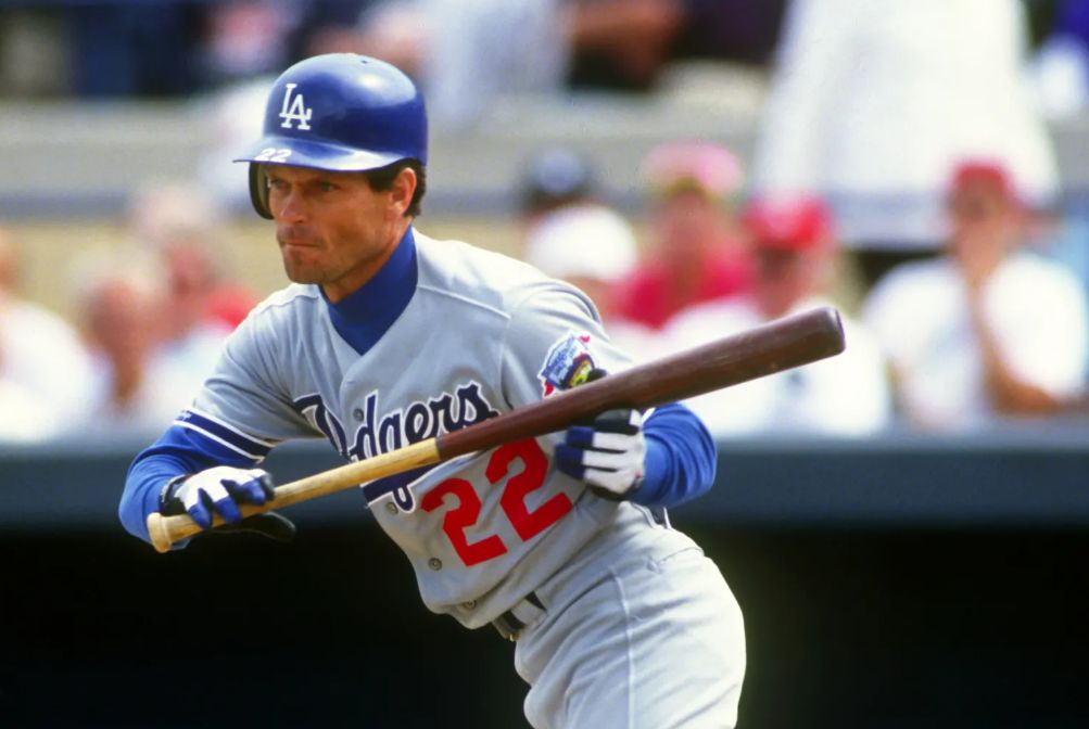 CodifyBaseball's tweet image. There were 341 bunt hits in the big leagues this year.  Brett Butler had 286 during his career all by himself.