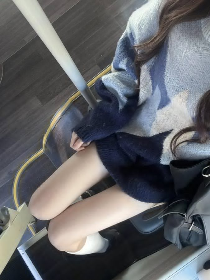 I3km67fff80o's tweet photo. 오랜만에 화장햇더요
#섹트 https://t.co/wLn8FK5U9U