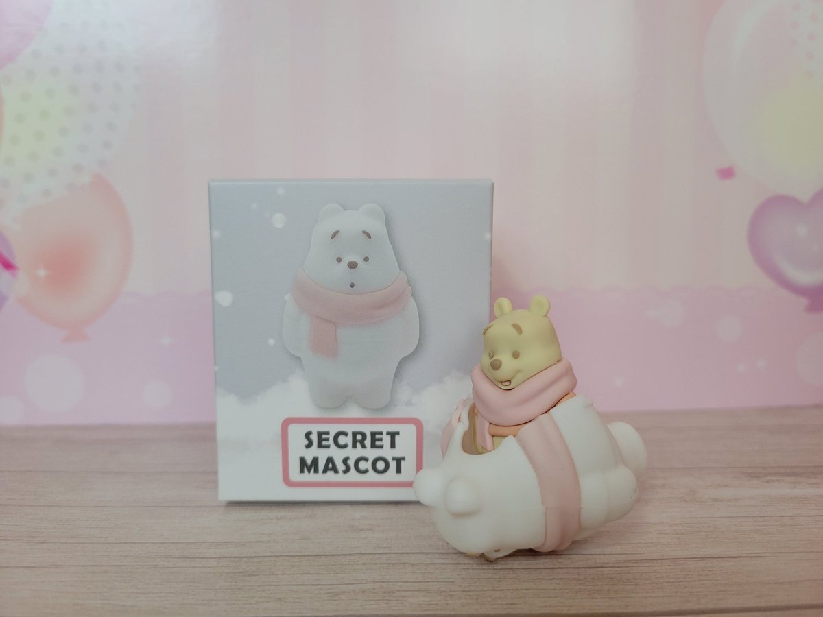 ディズニーストアであった雪だるまにされたプーさん⛄ 虚無顔がツボ