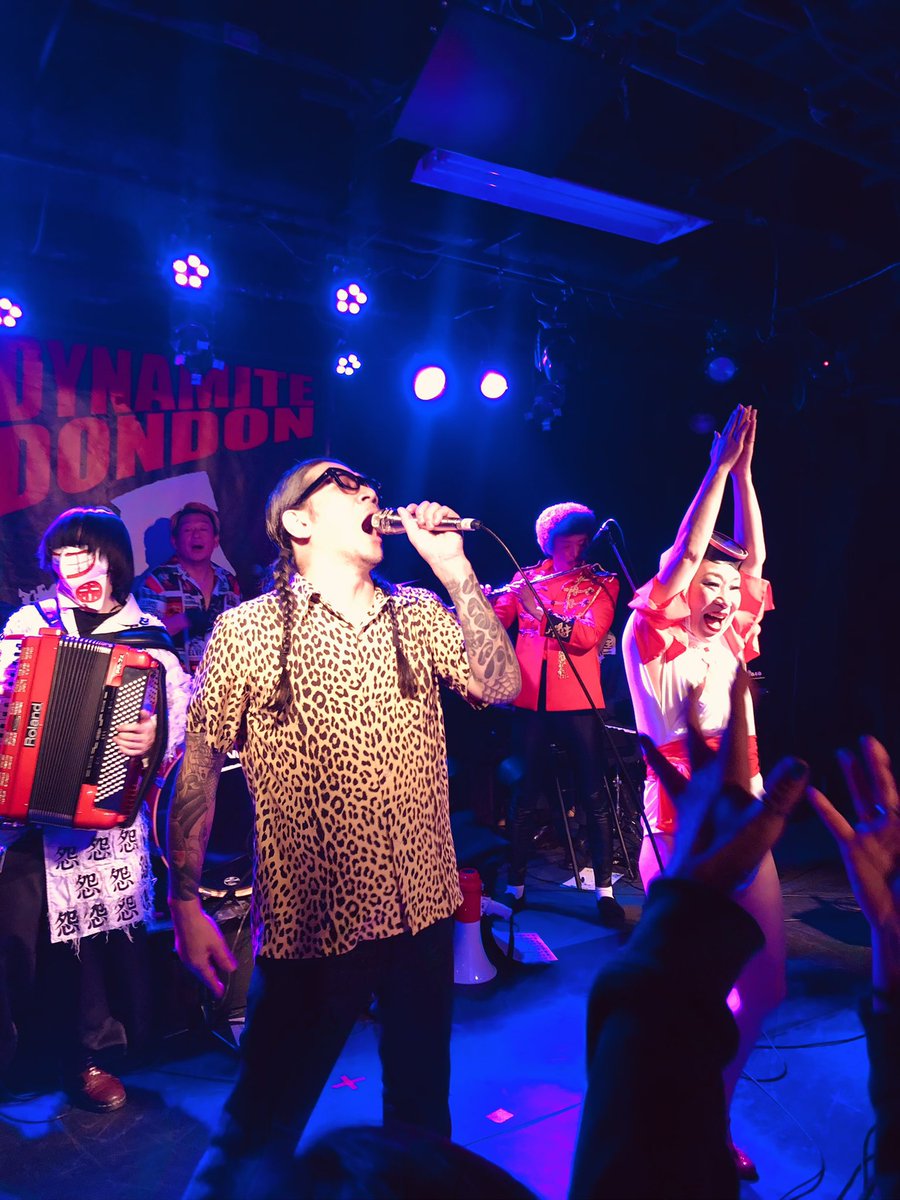 【謝&amp;謝】
木更津ダイナマイトどんどん無事に終演！
出演者、スタッフ関係者ならびに御来場された沢山のお客様、ホントにありがとうございました。
トップからトリまで素晴らしい時間を皆様と過ごせて幸せです！
来年は木更津ダイナマイトどんどん35周年！！
張り切っていこ〜☆