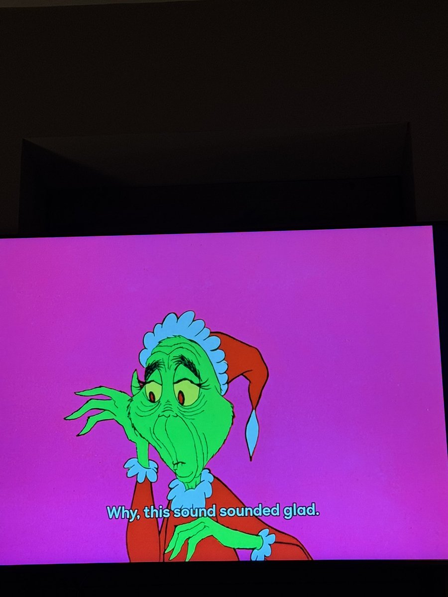 POLLOPLUGGIN's tweet image. You know the vibez.. snowing like a mf ❄️