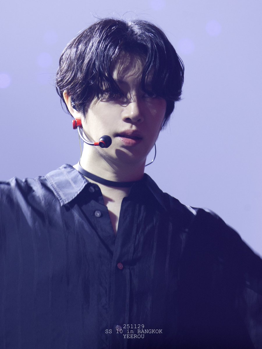 sakura02413's tweet image. 251129 SS10 in BANGKOK D1

김…희…철…

#SUPERJUNIOR #슈퍼주니어 #SUPERSHOW10
#HEECHUL  #희철