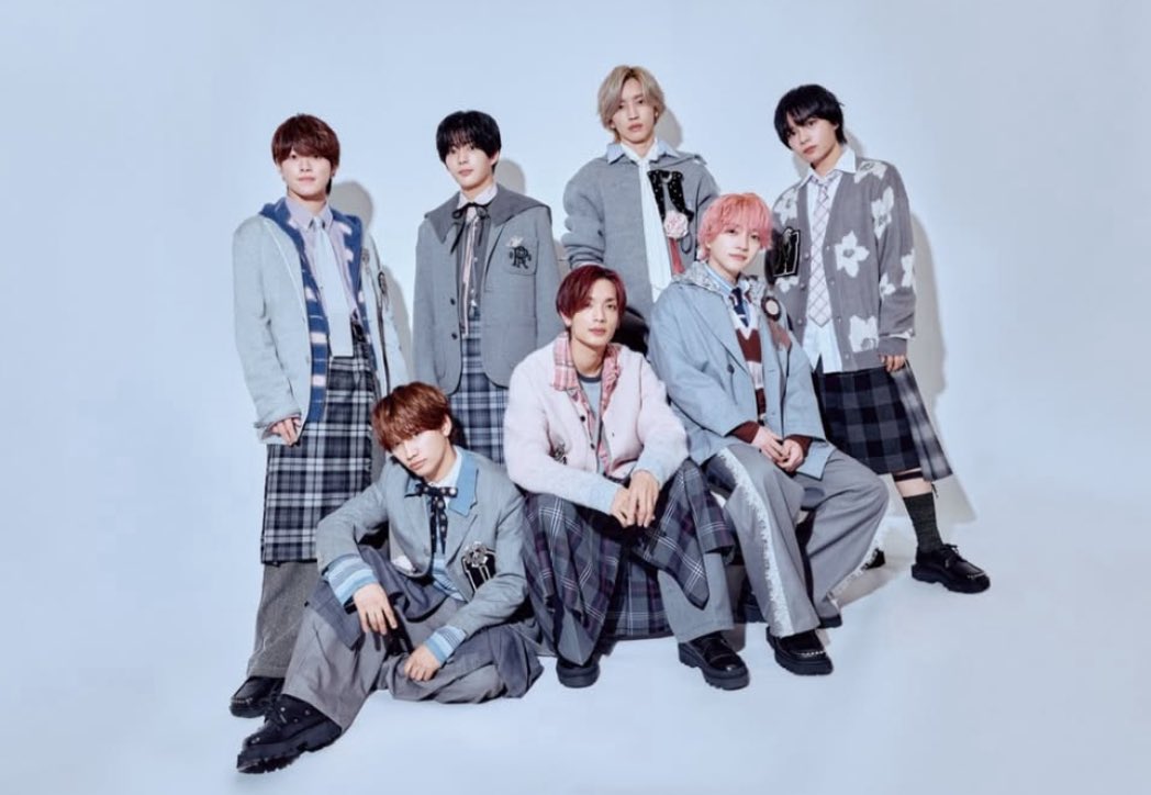 なにわ男子 Never Romantic ネバロマ アー写衣装 ネバロマの衣装めっちゃかわいい♡ #なにわ男子 #NeverRomantic