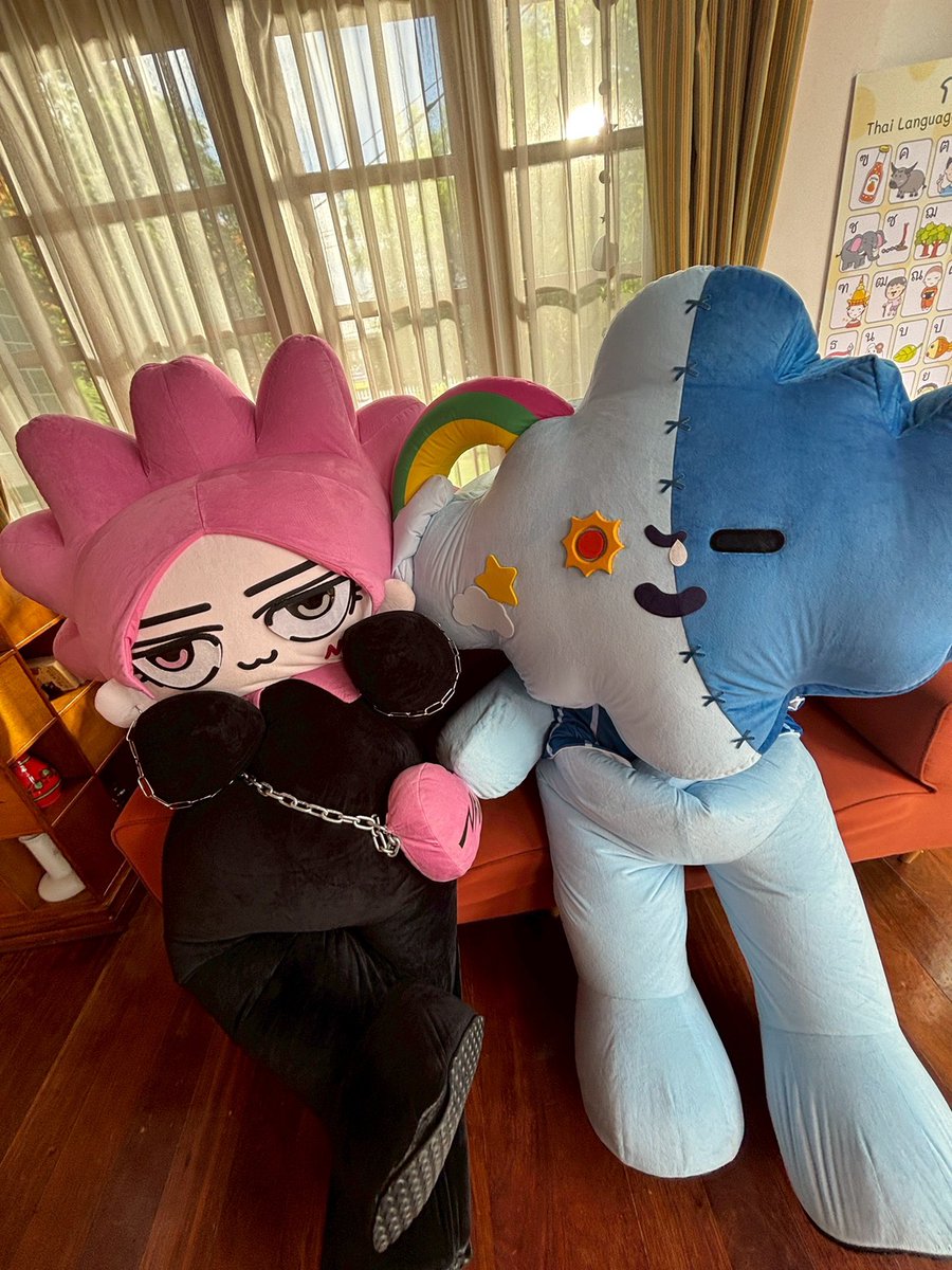 คัยฉะอึก เด่วพวกเลาฉองคนจาปายช่วยเอง
#GMMTVGiggleGang
#SMYLE #NEONA

vt.tiktok.com/ZSf4uJV1x/