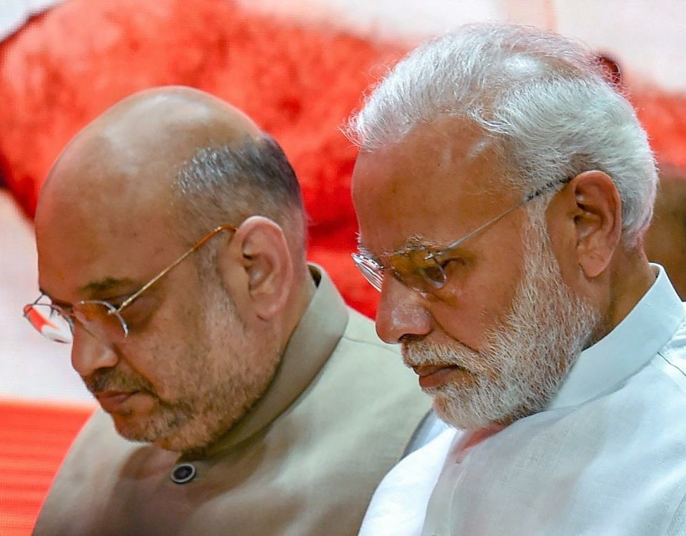 KraantiKumar's tweet image. IMF ने भारत की GDP डेटा सीरीज़ को दोबारा ग्रेड C दिया है. 

यह सीधे सरकार के आंकड़ा प्रबंधन और पारदर्शिता पर सवाल उठाता है.

ज़मीन पर बेरोज़गारी ऊँची है, छोटे उद्योग दबाव में हैं.

ऐसे में 8%+ GDP ग्रोथ का दावा स्वाभाविक रूप से शक पैदा करता है.

IMF लगातार संकेत दे रहा है कि भारत…