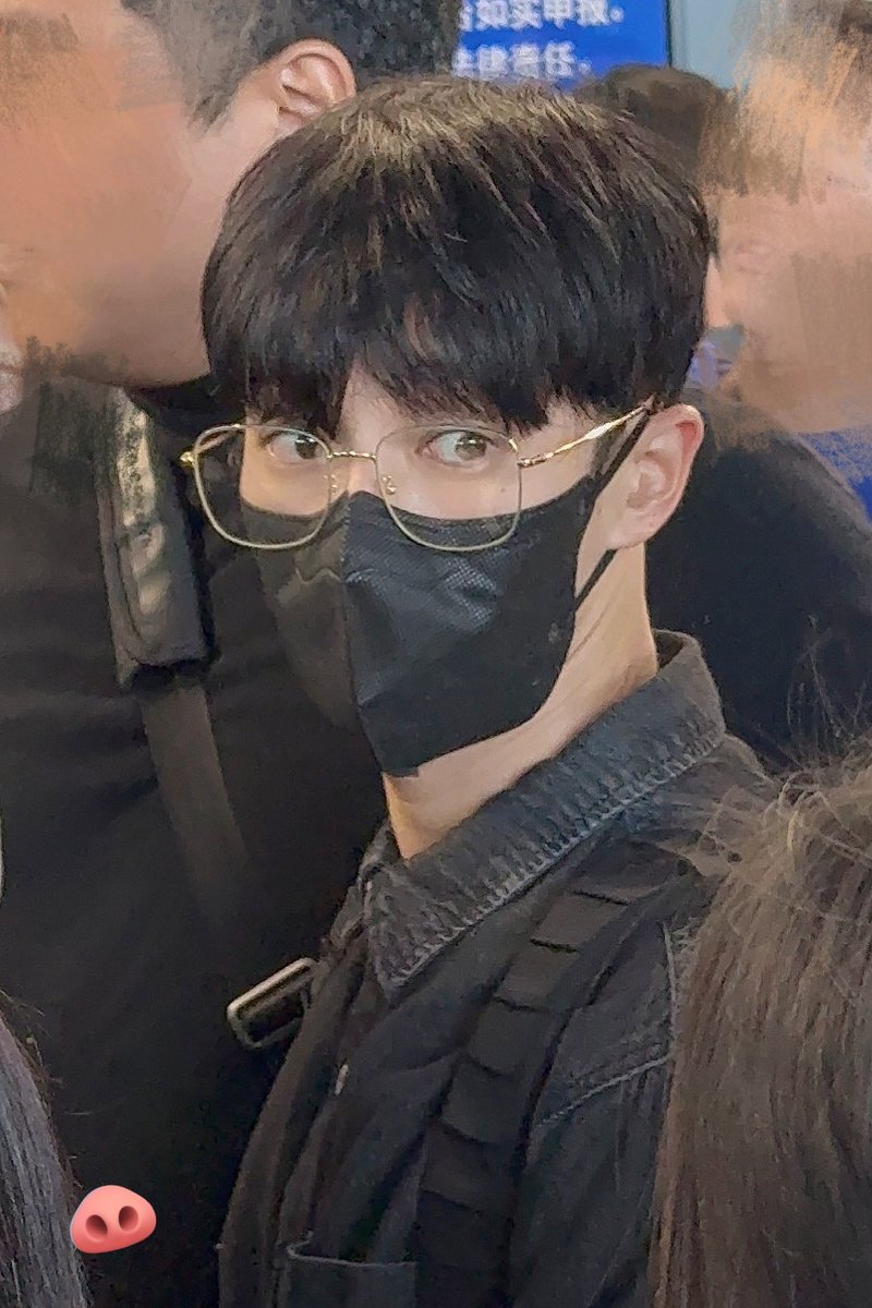 heyneymar_gk's tweet image. 잘생긴 기광아 잘가요....👋🏻 @900_330