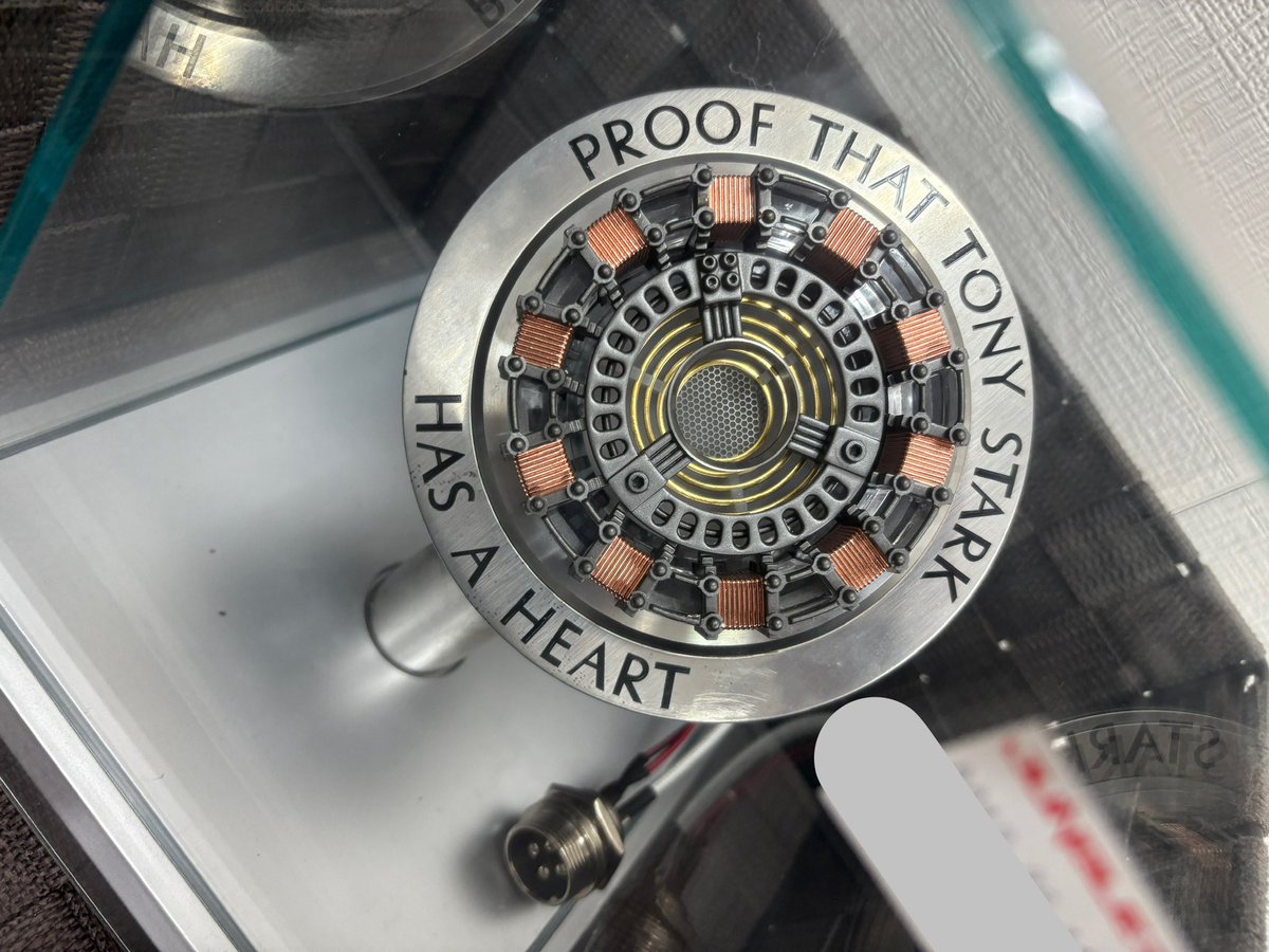 ライフサイズ・マスターピース】『アイアンマン』1/1スケールレプリカ