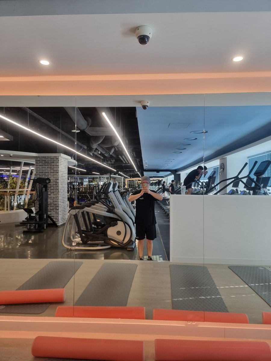 masatohideto's tweet image. 오운완 
데드 자세교정 훈련 30분
케트벨 스윙 100
천국의 계단 1시간 ^^