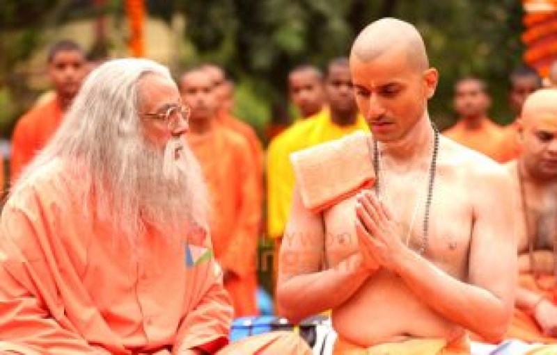 singhsahana's tweet image. Finally got the chance to watch &apos;Ajey – The Untold Story of a Yogi&apos; at a Bengaluru screening, thanks to Shri @shantanug_ on whose book the movie is based.

To be honest, I wasn’t expecting much beyond a hagiographic retelling of the life of Uttar Pradesh’s dynamic Chief Minister.…