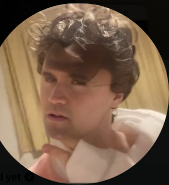 antiznetism's tweet image. hey Siri, kirkify him. parlo #parloexposed #charliesquirt #freeschlep #roblox #maga #forsaken