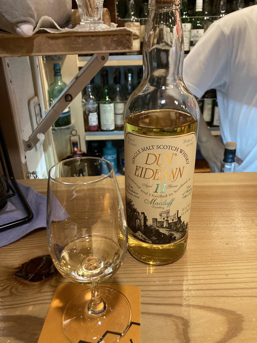 XmCZQkEHyxq7XJc's tweet image. 今日は蕨のBarrelさんで麦ちゃんデー☺️
麦ちゃんお手製カレーにアドテンハイボール　あうーー🤣
ご馳走様でした
#麦ちゃんデー　#ウイスキー　#Barrel