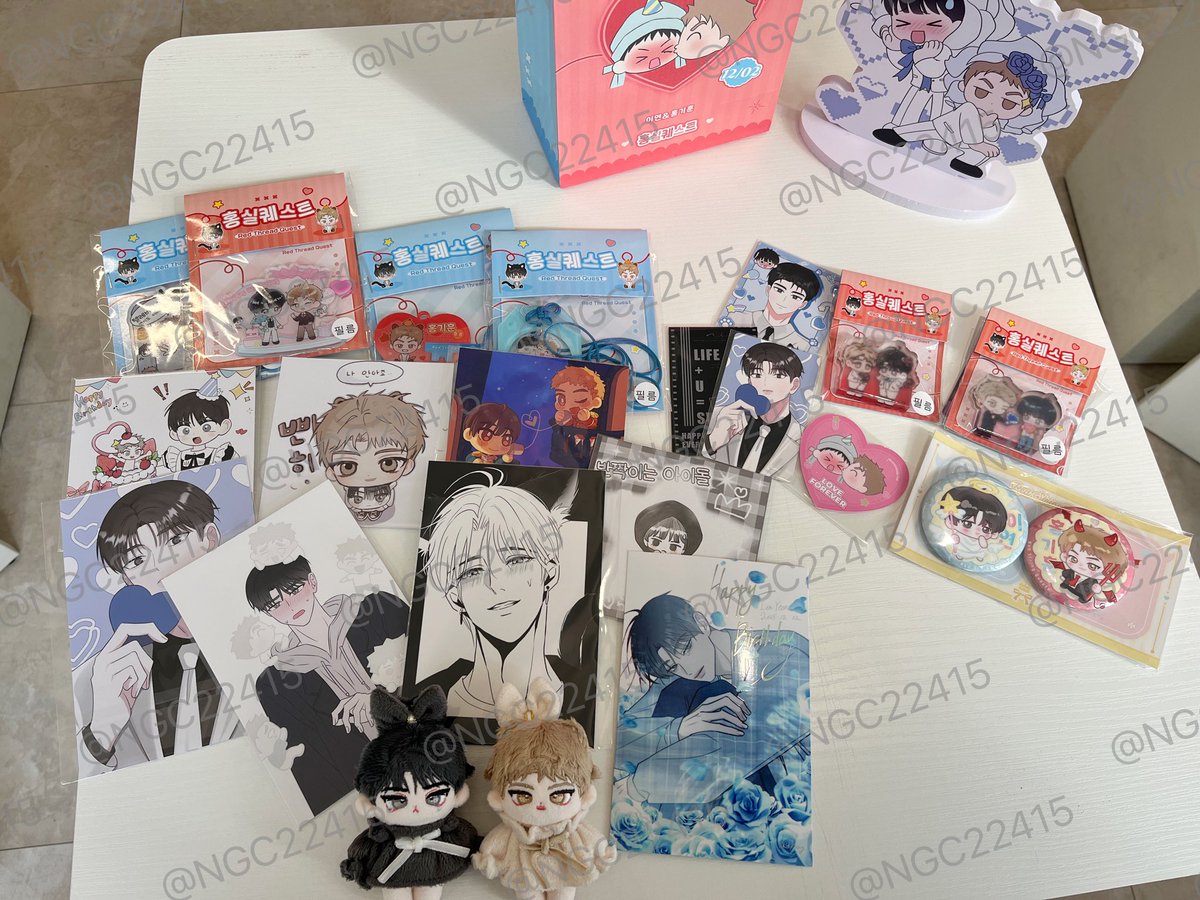 NGC22415's tweet image. #홍실퀘스트 #RedThreadQuest #LEEYEON_1202

너무 예쁘고 특전도 완전 많아요!