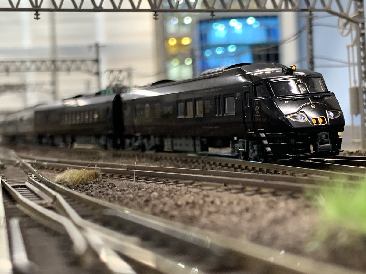 リピーター専用✨鉄道✨SPハイクオリティジオラマ✨特別オーダー製作✨台座セット❗ 大阪】本日ご来店のお客様③ JR九州 787系36ぷらす3です