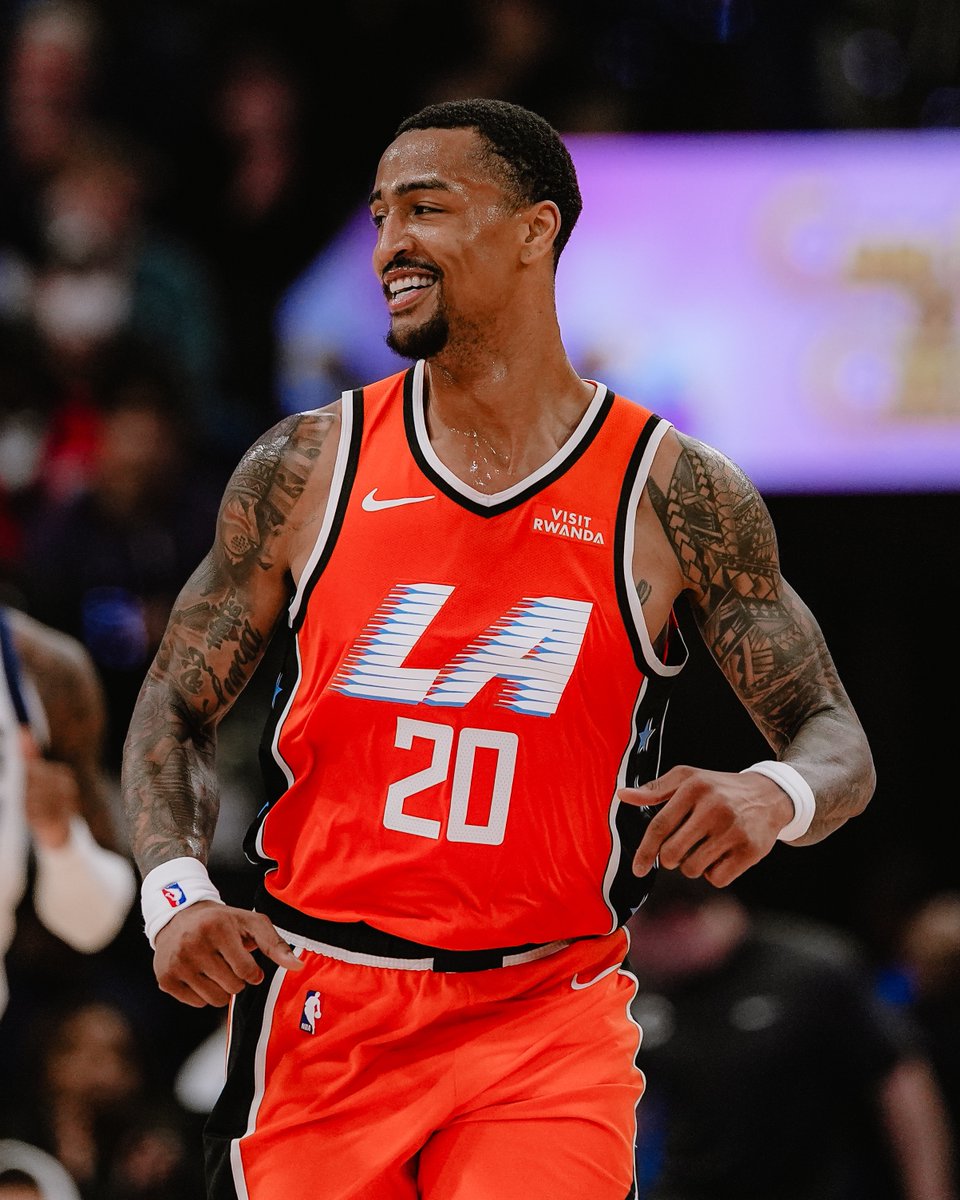 that dunk had JC smiling like... 😁  