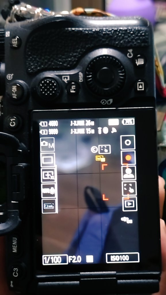 1963gunboy's tweet photo. #α7R5 本体アップデート！しました
ILCE-7RM5
#アップデート
#Ver4.00
スマホからアップデートできるのはありがたい🥳
フォーカススポットXL追加他たくさん
画面表示も変わりました
縦にした時縦画面の表示がされるようになった
画面タッチも変わりました
グリッド表示に黄金分割も追加されてます https://t.co/3woAramz6I