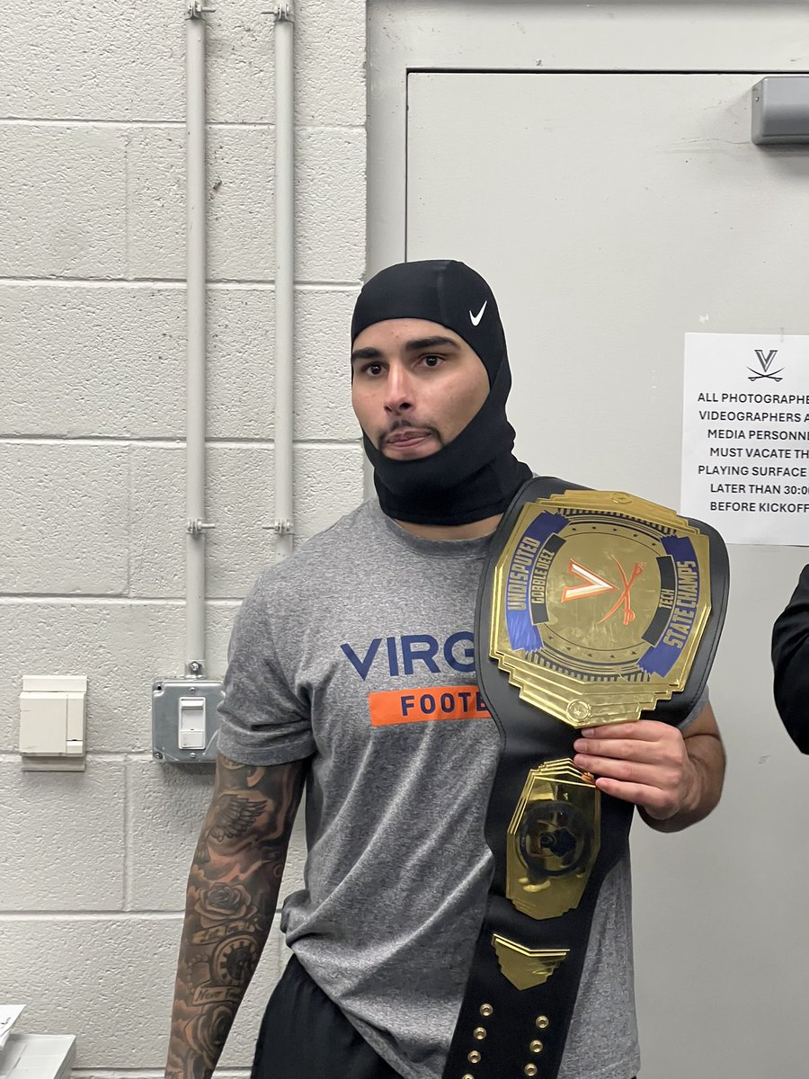 Antonio Clary walked in with this: