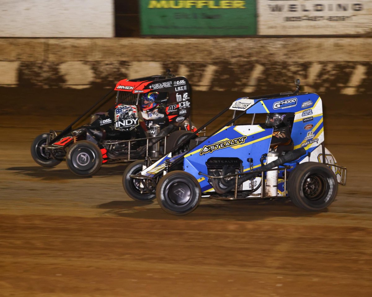Racing his way into the field! 🦃

<a href="/Kyle_Jones04/">Kyle Jones</a> makes his first #TurkeyNightGP feature tonight at <a href="/ventura_raceway/">Ventura Raceway</a>.

Starting 4th, he passed Kaylee Bryson for the lead on lap 6 &amp; led the remainder of the way to win the <a href="/ElliottsTrailer/">Elliott's Custom Trailers & Carts</a> Semi.

He starts 23rd in tonight's feature.