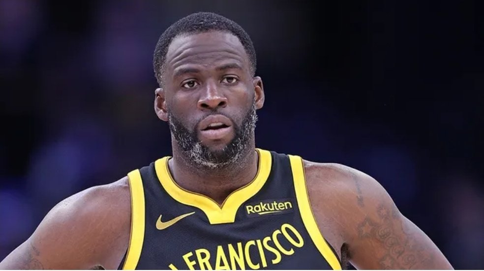 Draymond Green stats tonight without Steph:

2 points
0-9 Fg
0-7 3pt
0 Fg%
1 To

Straight bum without Steph 😭