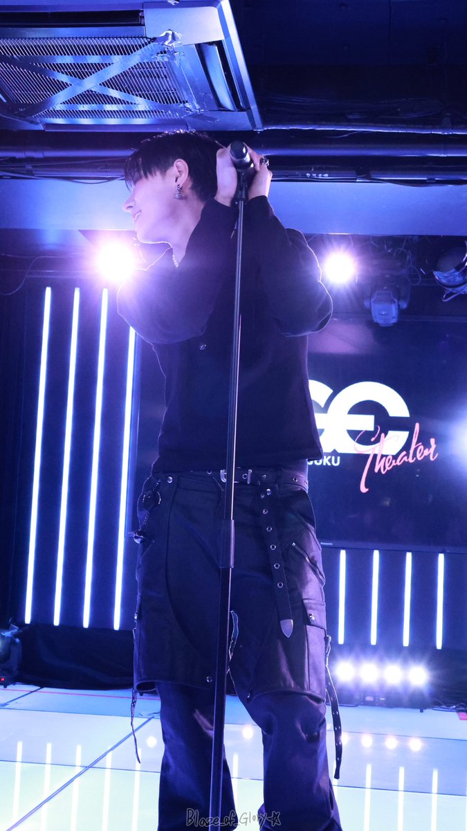 251127 HANSE JAPAN LIVE 2025 WINTER

💙🎤𓈒𓏸

#한세 #도한세 #HANSE #DOHANSE #ハンセ #ドハンセ