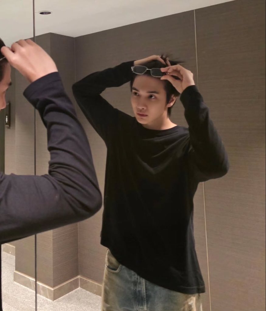 __ibaboom's tweet image. ใครเรียกพี่เรย์คับ ท่ดทีพี่หล่ออยู่ยังไม่ว่าง #เรย์รชต