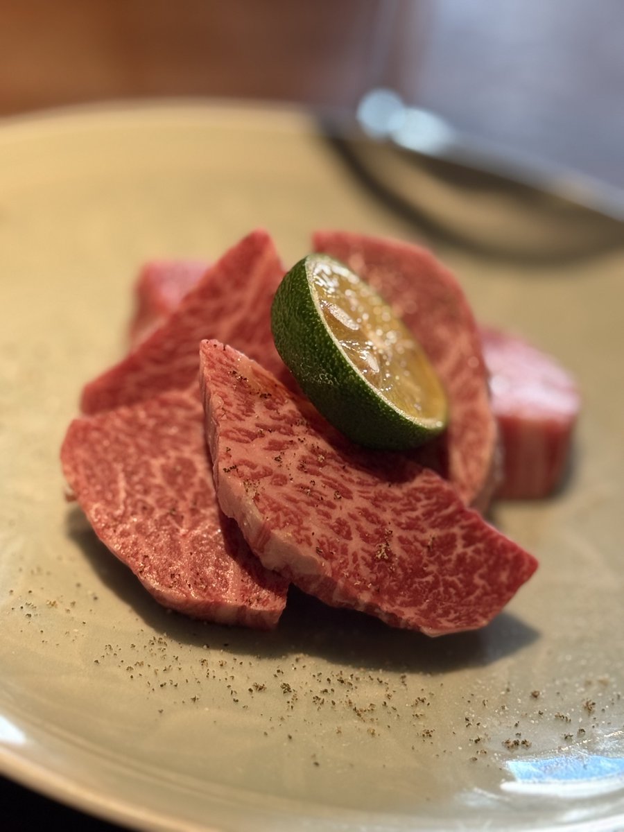 岐阜2日目！
昨日OooDaさんとまざー3が言っていた飛騨牛を食べに来ました！
オススメしてくださったお2人には大感謝の美味しさでした...

なんかvaloも上手くなりそうな気がしました

これも岐阜でイベントやってくれた伊織もえさんに感謝ですね
また岐阜いずれ来たい！