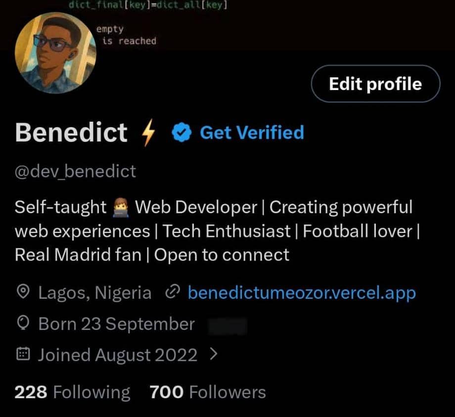 dev_benedict's tweet image. I went from 37 followers to 700 followers in 2 days. Thanks everyone!