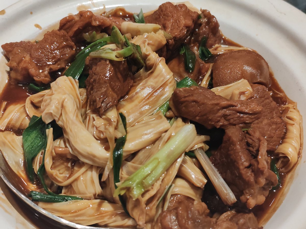 给子初同学提前过生日啦🥰
还会再过一次的～把蛋糕补上🥰