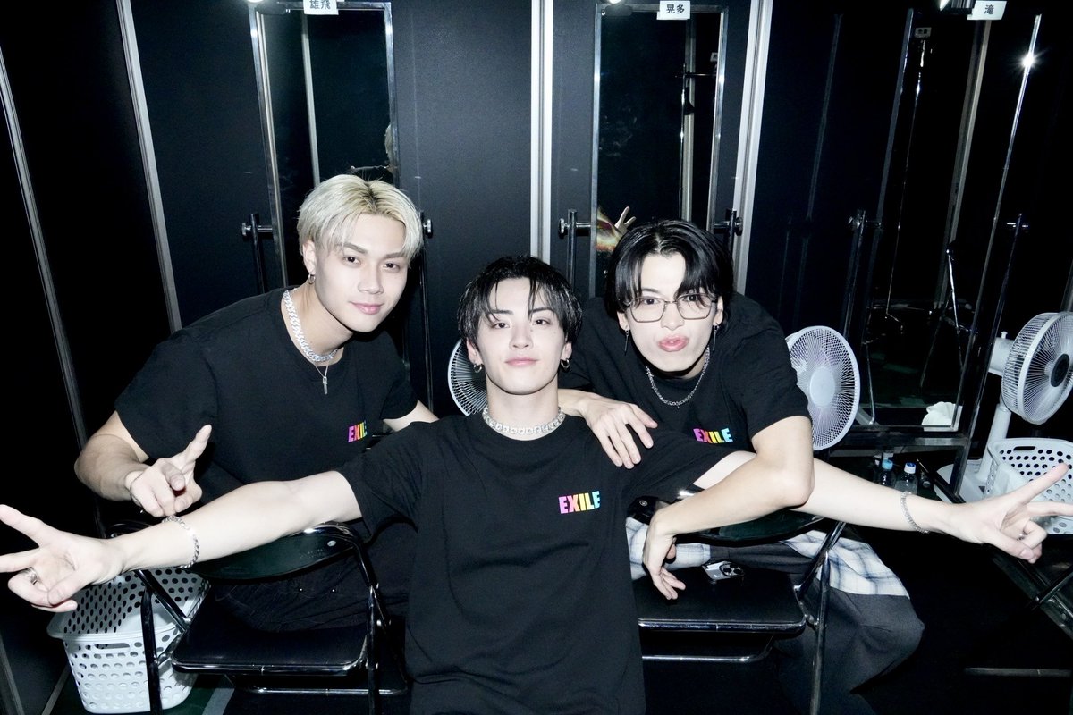 tjbb_'s tweet image. 【#オフジェット📸】 

ENFJ(主人公)トリオ🌲⚔️
#YUHI #TAKI #KOTA

🎬Let's Dance -MBTI Ver.-
youtu.be/h6DIHhmu0Z0?si…

#EX_THEREASON 大阪公演
2日目も頑張ります🔥

🎧#これがTJBBです🎬
bio.to/TJBB_performan…

@EXILE_Staff 
#EXILE さん
#TJBB #THEJETBOYBANGERZ