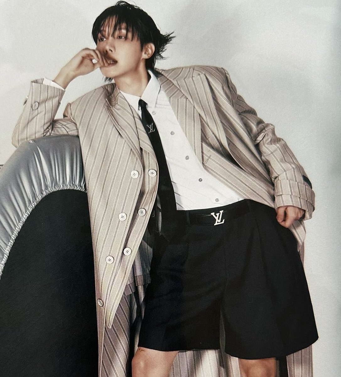 SopeforSoul's tweet image. this yoongi with this hoseok 😩