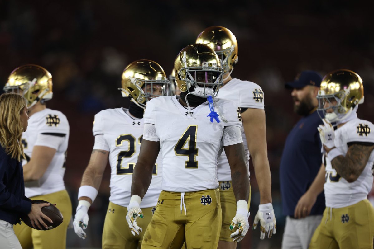 Not sure why JLove is back in here. But it does mean he is not significantly injured.☘️