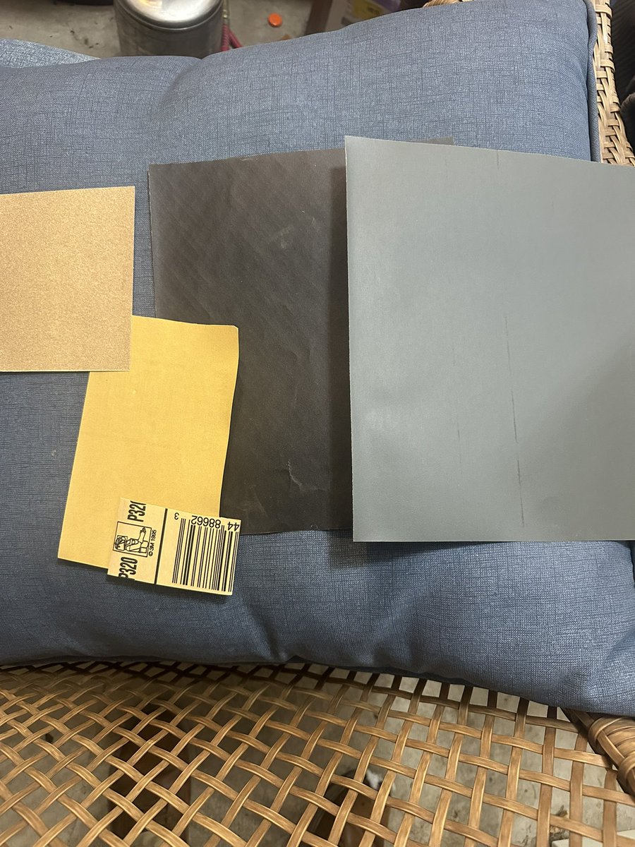 Sirwillow_BFCC's tweet image. Grit example. Left to right. 150, 320, 500, 1000