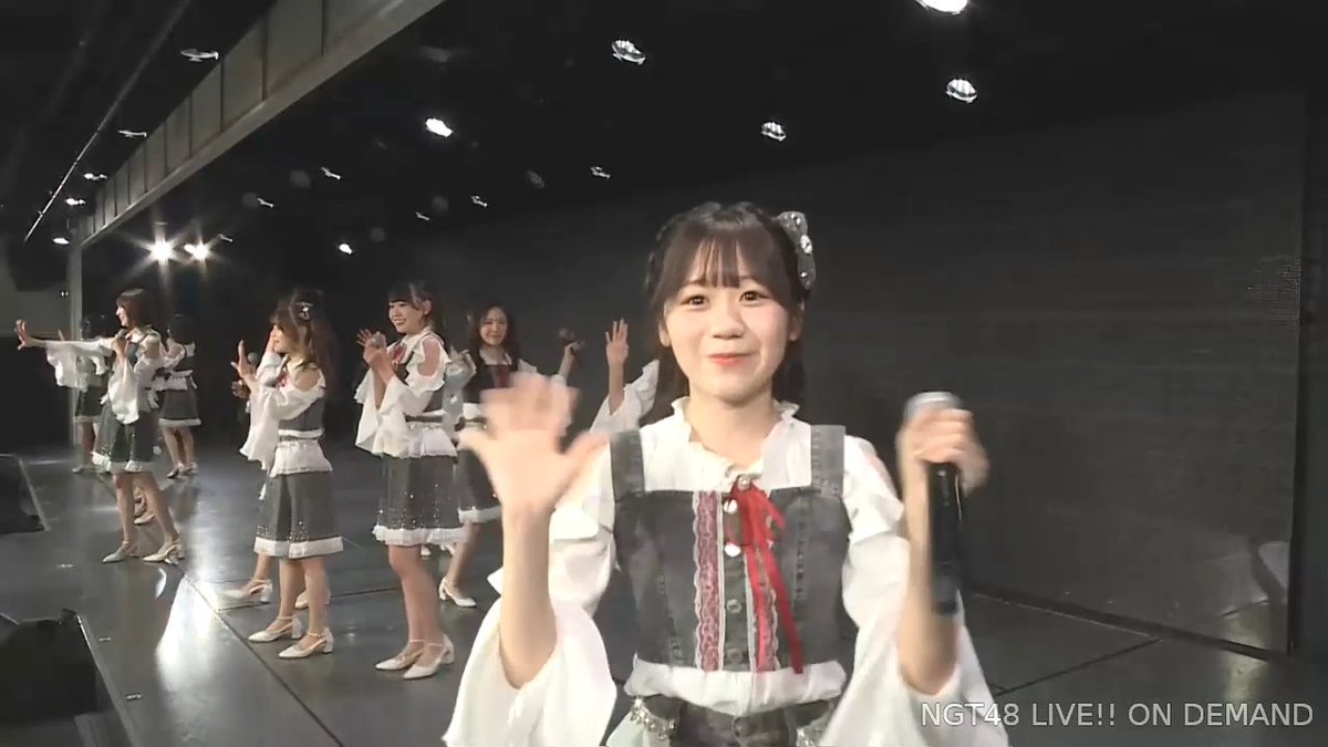 昼公演、お疲れ様でした！ #NGT48 #水津菜月 #すい分補給🌙 #シアター