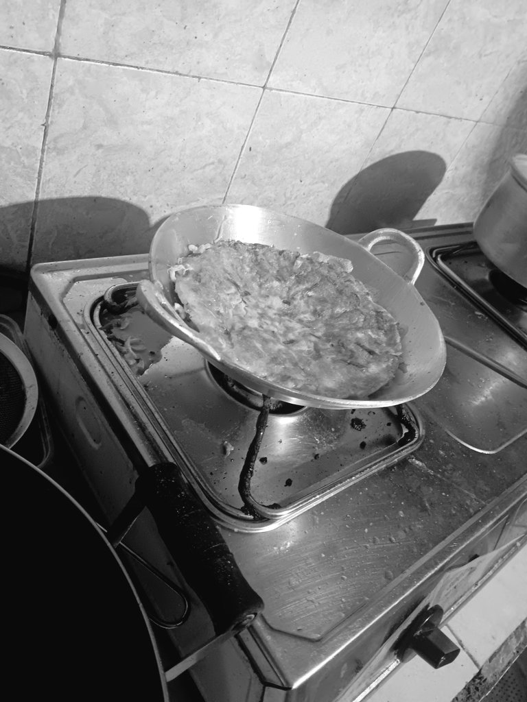 gloryonme_'s tweet photo. Day1 gantiin ibuk masak di dapur :"
Bececeran semwa 🫠🙏 https://t.co/rwm564WMsu