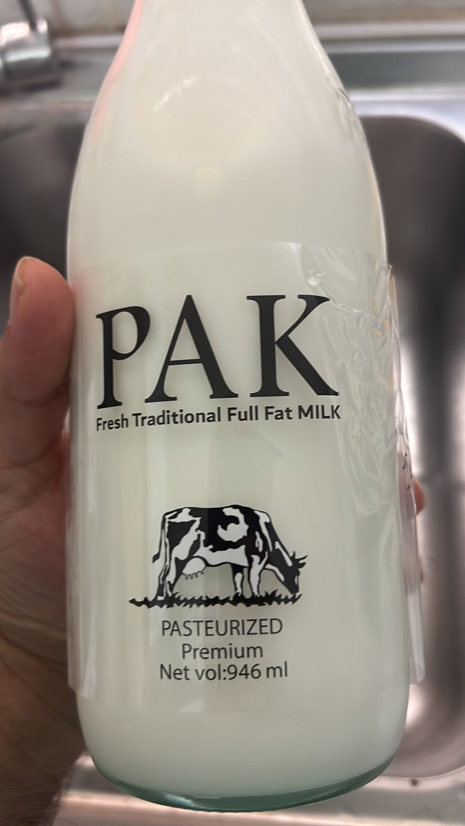 hamid2108's tweet image. از حکومت چیزی مونده؟!

بر چیزی نظارت دارن؟

طی یک ماه ۳۰ درصد روی قیمت همین شیر رفته.

دیگه چیزی نمونده گرون نشده باشه جز حقوق و دستمزد