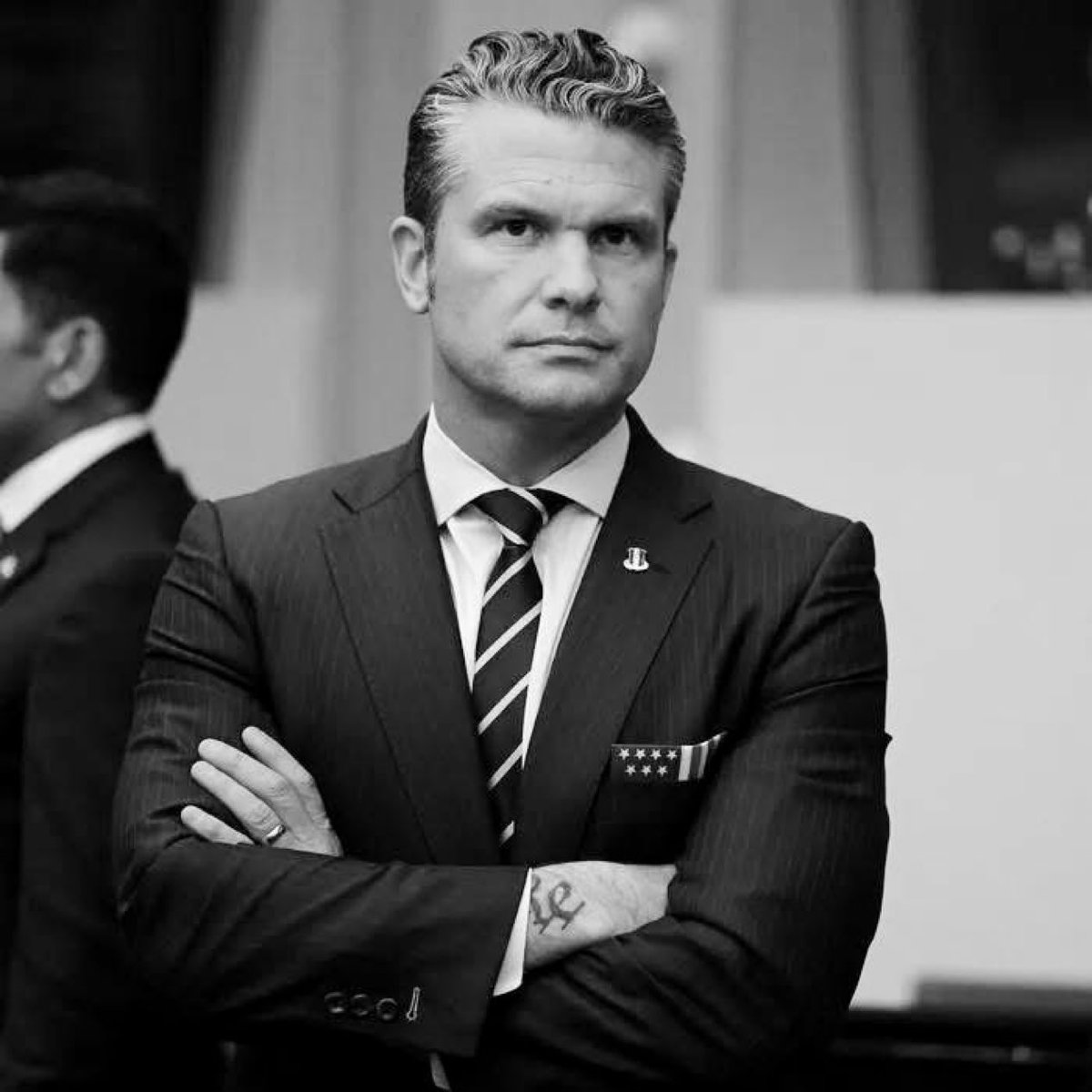 BREAKING: HE’S GUILTY! A group of top former US military lawyers declare that Pete Hegseth committed murder and call on US military officers to DISOBEY his illegal orders