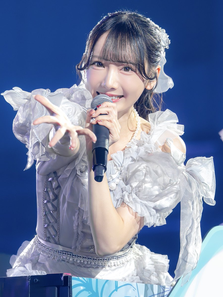 やじお!!様　鈴木瞳美 君を見かけた 直筆 君を見かけた」MVが公開されました🤍 センターを務めさせていただき