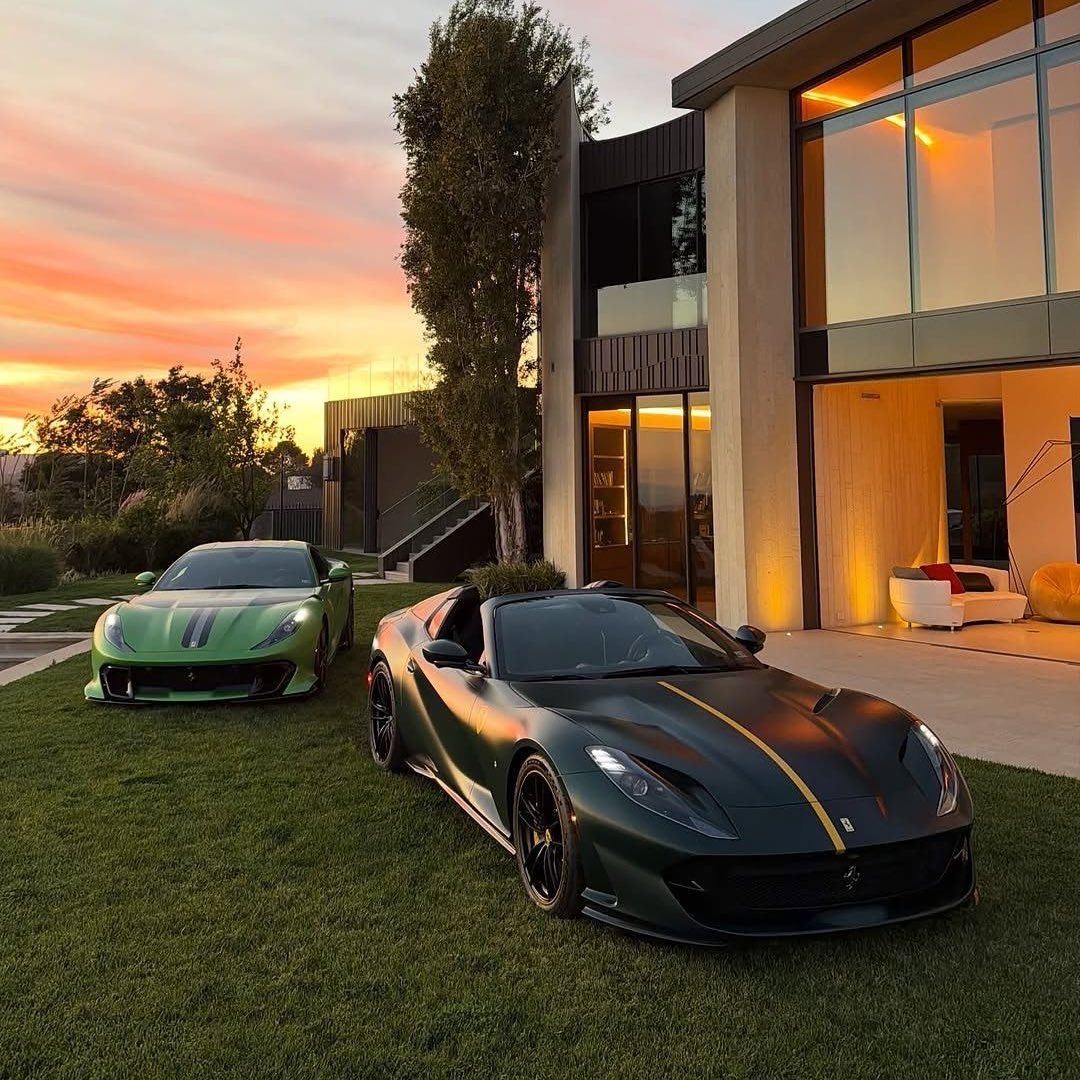 Elfindaboss01's tweet image. Good morning. 
Is this too much to ask God?