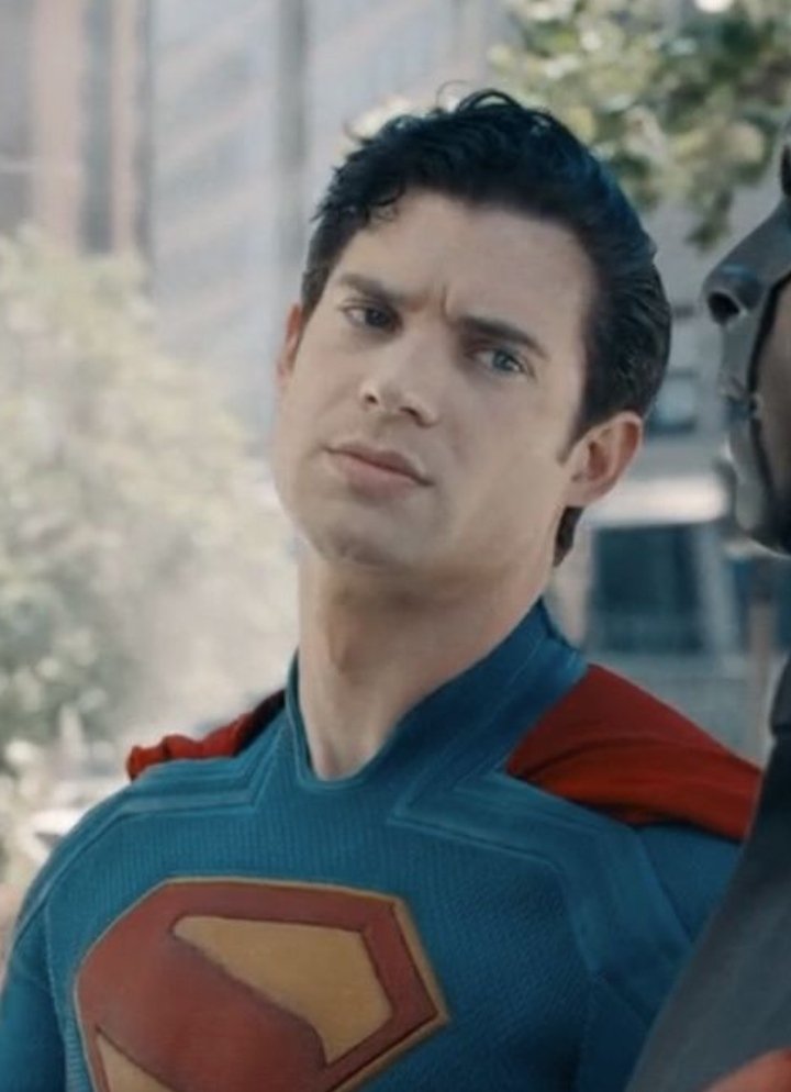 YoshidaTommy's tweet image. &quot;Everyone had enough of evil Superman, but now he&apos;s being too idealised&quot;
&quot;Superman is supposed to be perfect, but here he is not taking criticism&quot;

So...he&apos;s not too idealised?