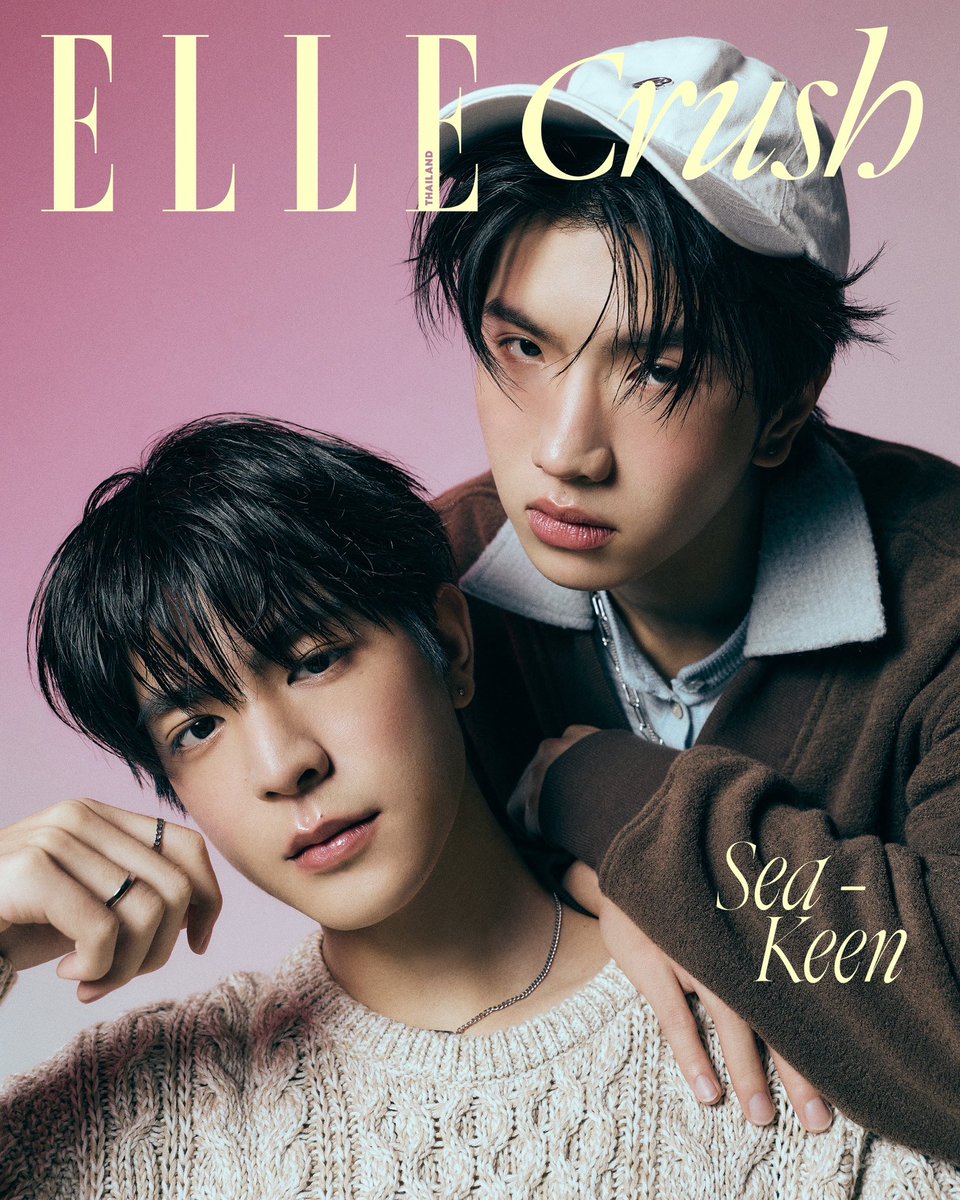 GMMTV's tweet image. #ELLECrush เตรียมพบกับสองหนุ่มต่างขั้วแต่ลงตัวอย่าง ซี เดชชาติ
@sea_ta_lay และคีน สุวิจักขณ์ @keenkeno อีกหนึ่งคู่นักแสดงน่าจับตาจากซีรีส์ &apos;ไหนใครว่าพวก มันไม่ถูกกัน Head 2 Head&apos; ที่มาเสิร์ฟเคมีสดใหม่ที่เต็มไปด้วยเอเนอร์จี้ รอยยิ้มและเสียงหัวเราะให้ได้ติดตามกันในคอลัมน์ ELLE…